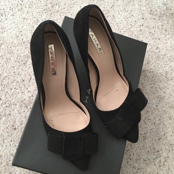Tahari pointed toe-pump size 7.5 - Picture 4 of 8